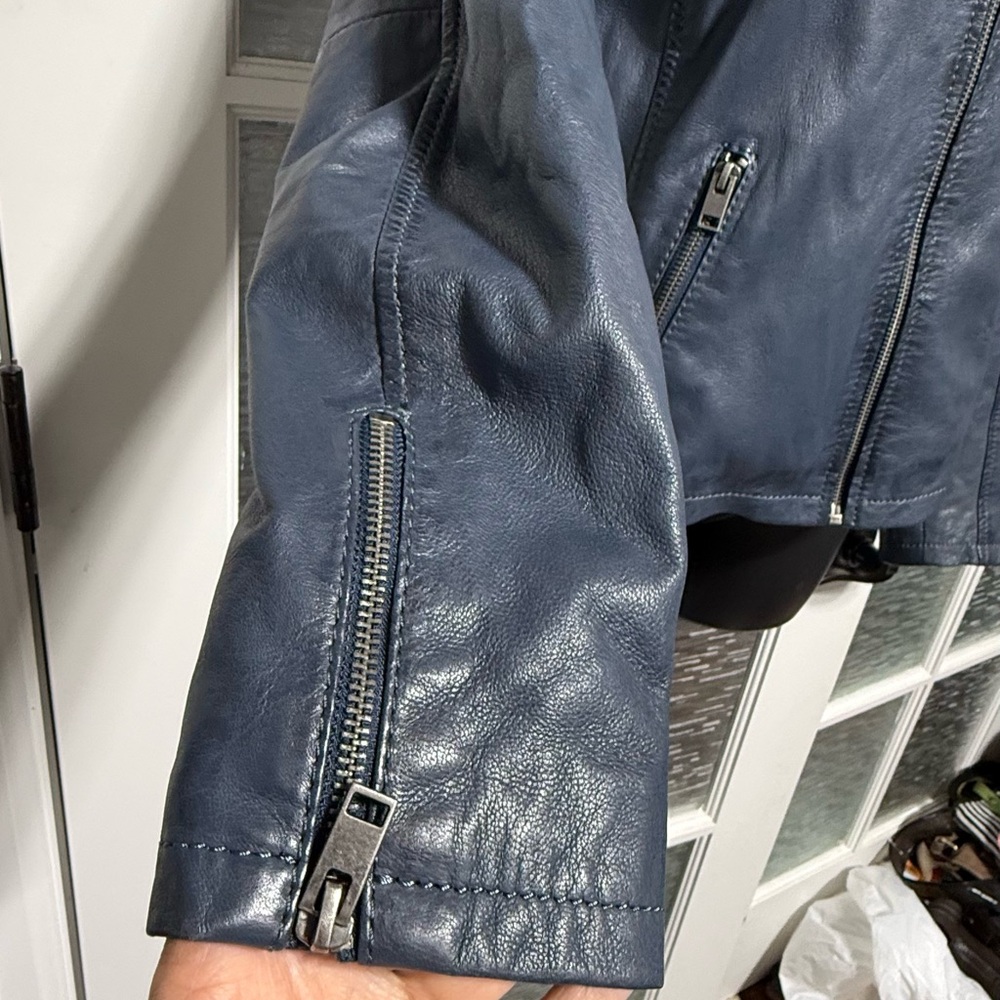 Overland Leather Jacket - Picture 4 of 16